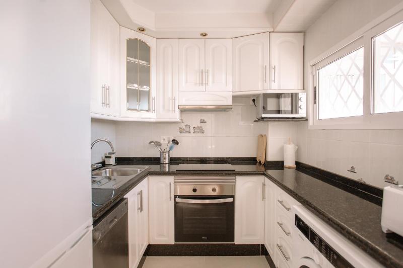 Bonefish 2 Apartment - image 20