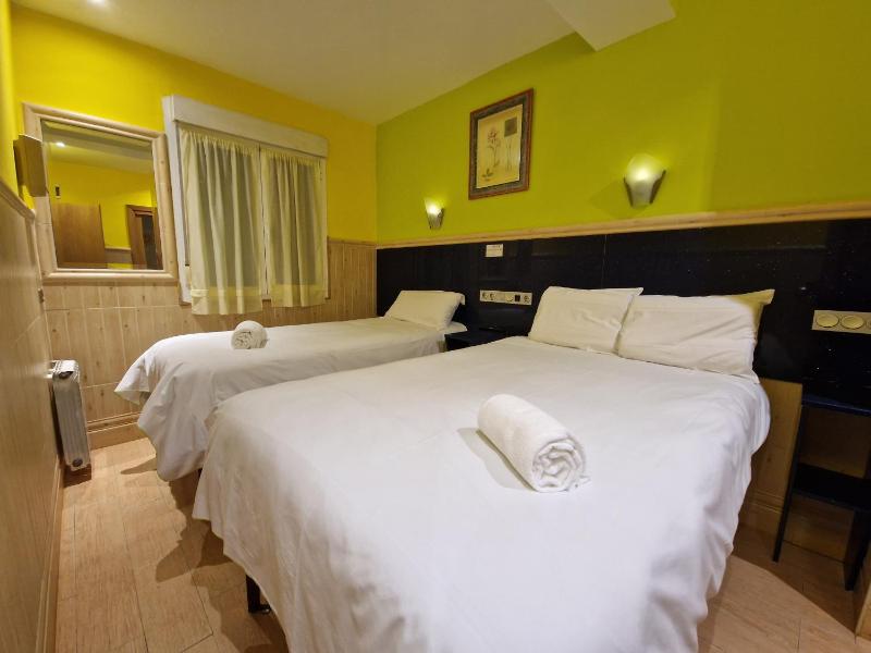 Pension Izar Bat Guesthouse - Self Check-in - image 8