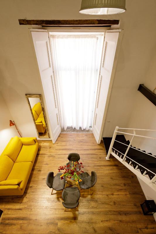 King Suite image 2
