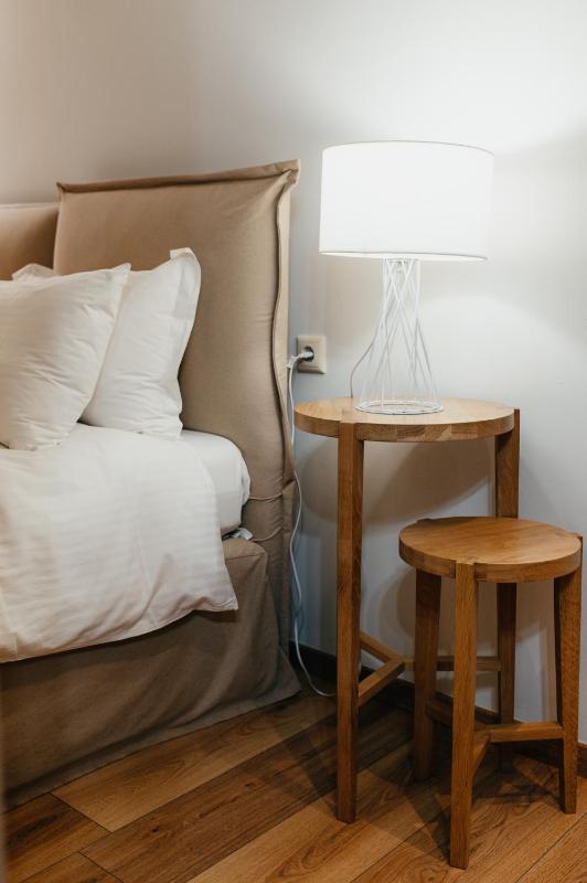 Superior King Room image 3