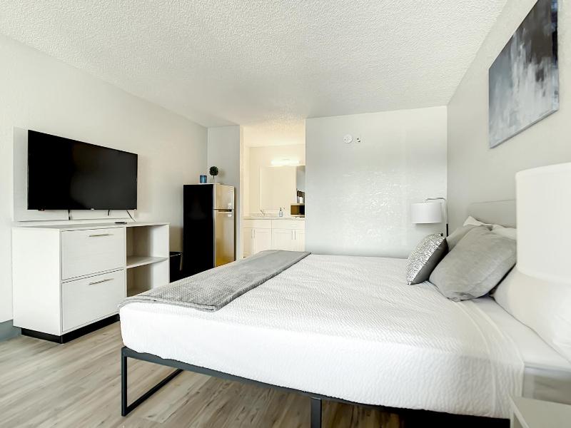 Stayable Suites Kissimmee West - image 21