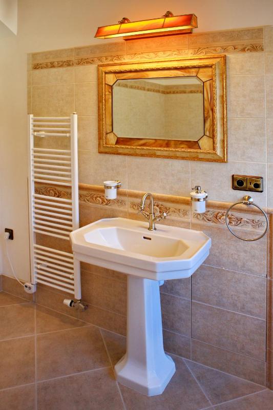 Standard Apartment image 2