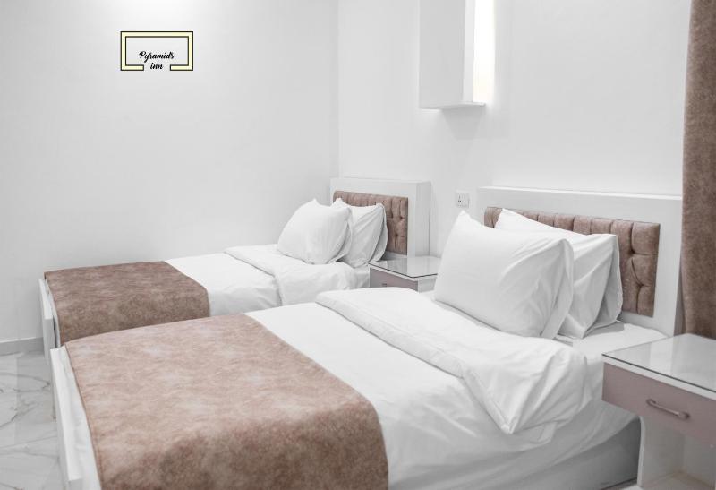 Standard Triple Room image 3