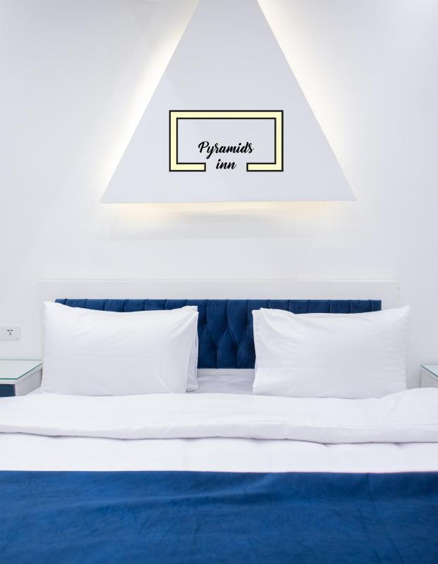 King Room with Balcony image 2