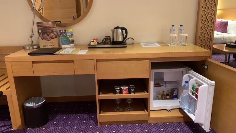 Deluxe Room image 3