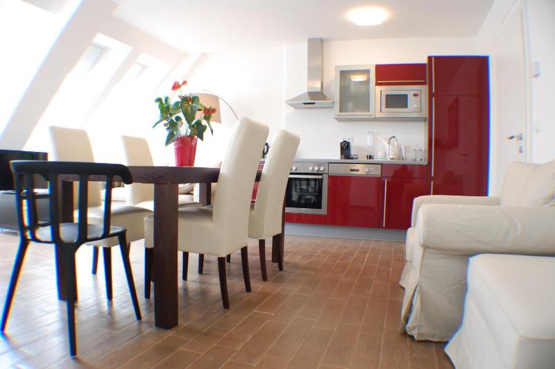 One-Bedroom Apartment TOP 5 image 2