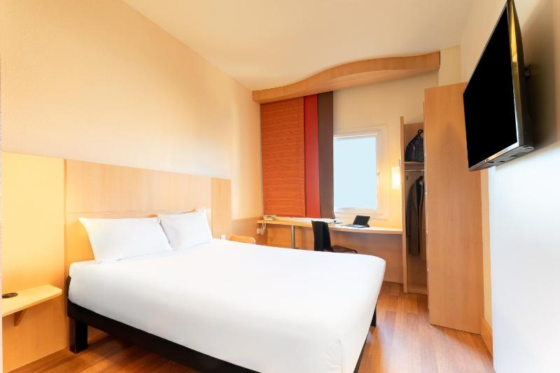 Ibis Madrid Calle Alcala - image 9