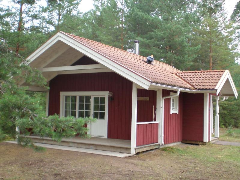 Cottage Standard  image 1