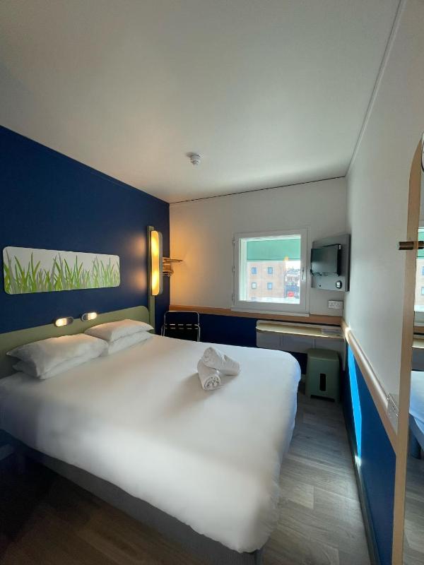 Classic Room with 1 double bed image 3