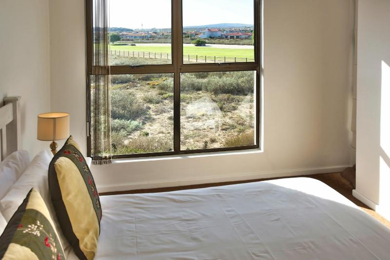 Mulligan Langebaan 10-sleeper - image 5