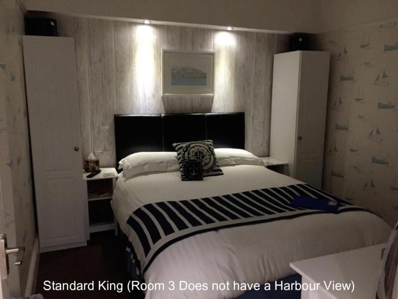 Standard King Room (No Sea View) image 3