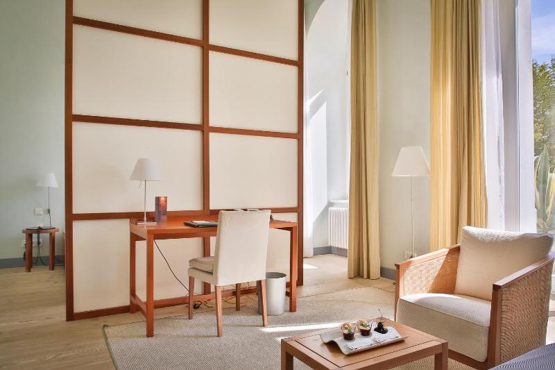 Comfort Room image 2