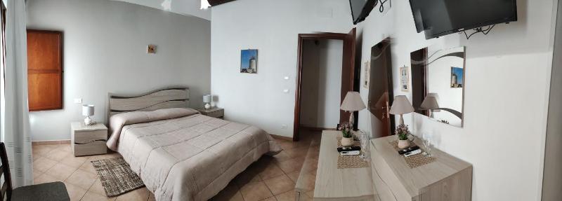 Double or Twin Room with Garden View image 3