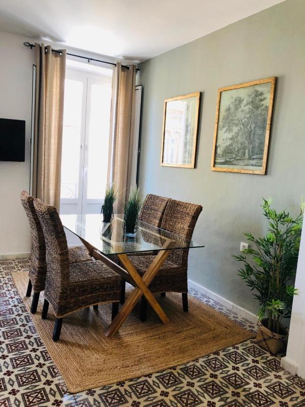 Superior Apartment image 4