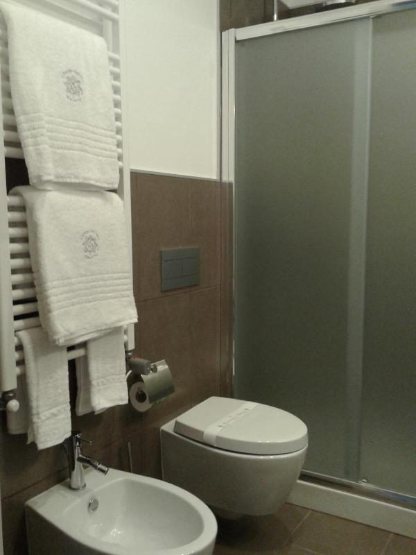 Superior Double or Twin Room with Sea View image 3
