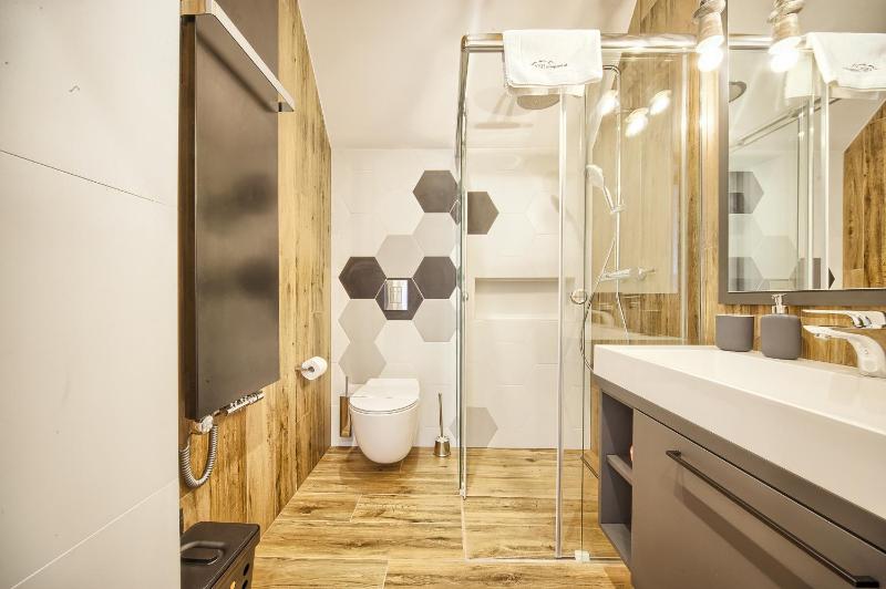 VisitZakopane - Diamond Spa Apartment - image 25