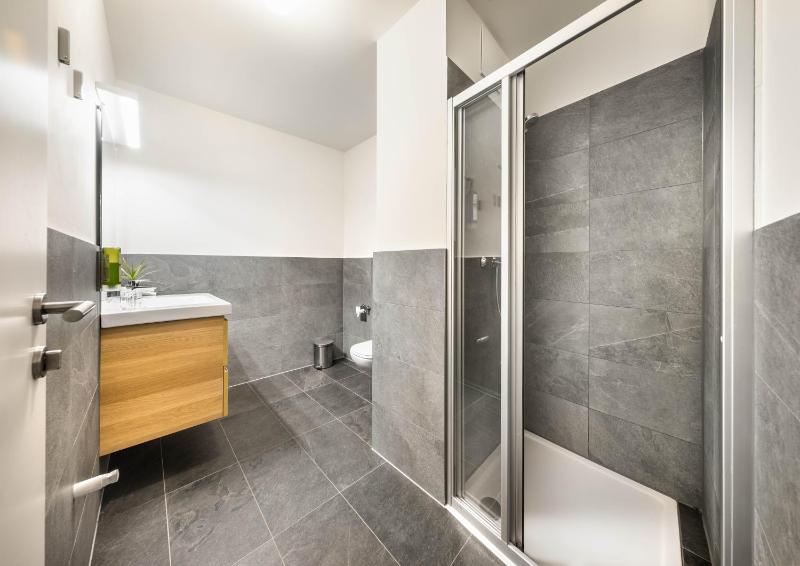 1-Bedroom Suite Balcony image 3