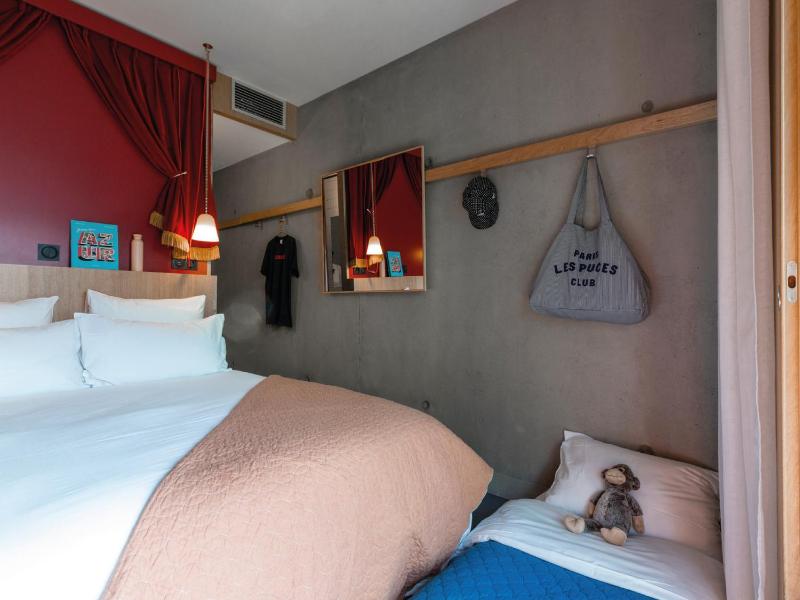 Double Room with Terrace (2 adults + 1 child) image 1