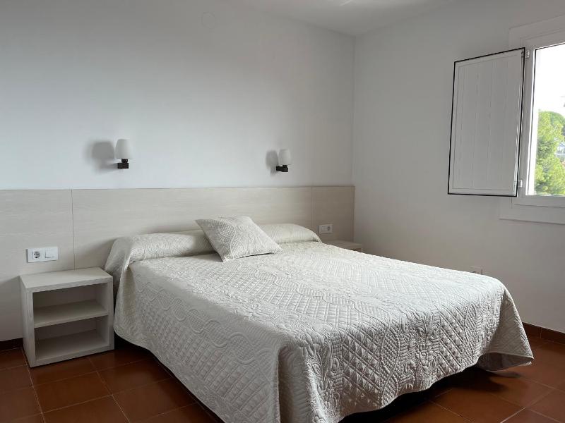 Private Apartments Cala Canyelles - image 41
