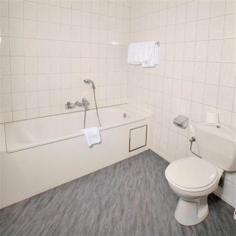 Triple Room image 4