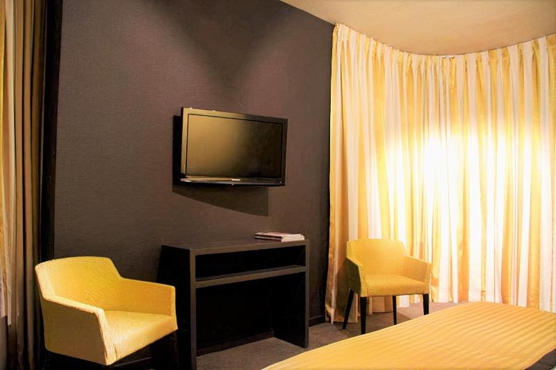 Triple Room image 3