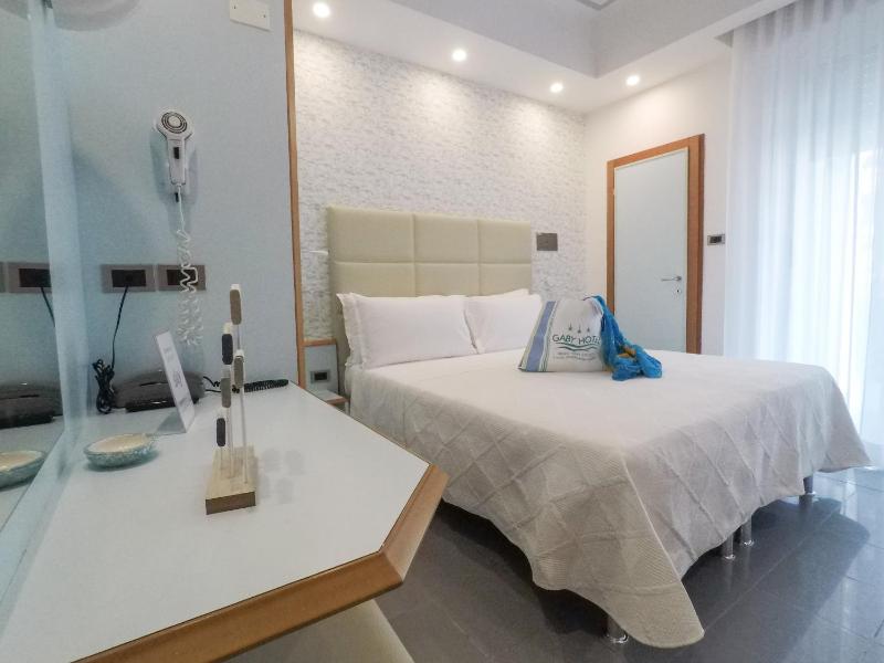 Superior Double or Twin Room image 3