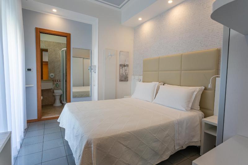 Superior Double or Twin Room image 2