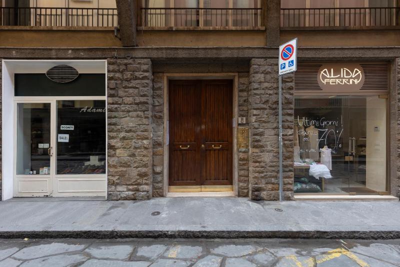 Bsj Apartment - image 10