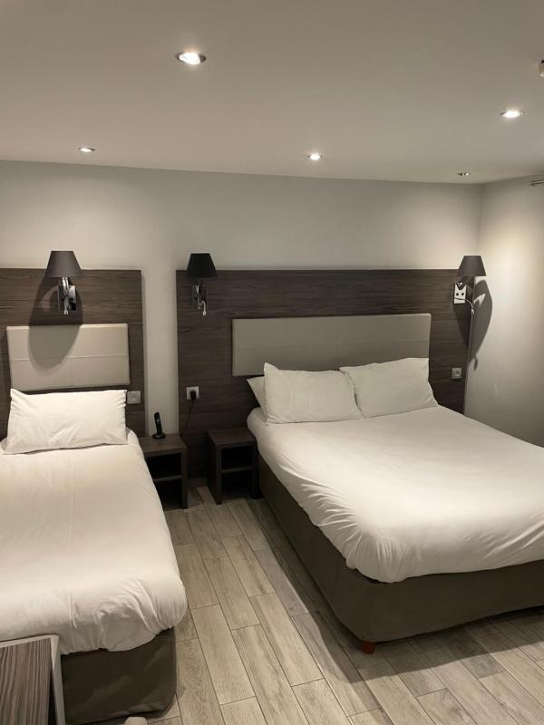 Triple Room image 3