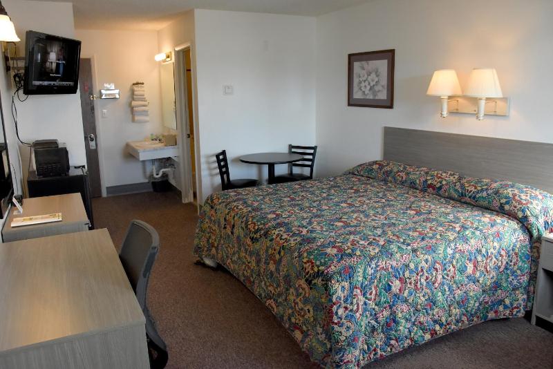 King Room - Ground Floor image 2
