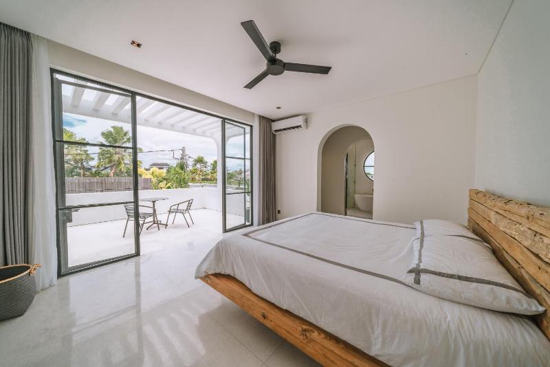 Sundar Villas Estate: Tropical 3BR Villa in Great Location - image 21