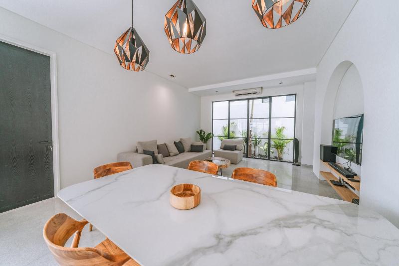 Sundar Villas Estate: Tropical 3BR Villa in Great Location - image 25