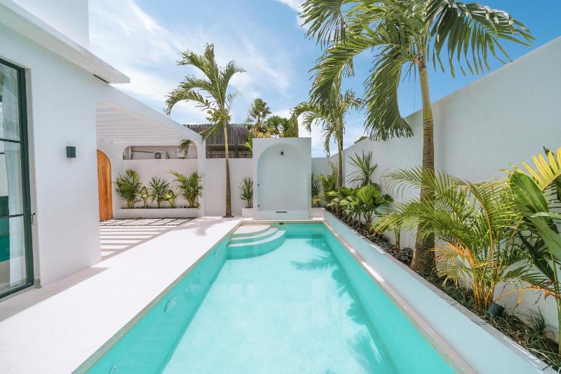 Sundar Villas Estate: Tropical 3BR Villa in Great Location - image 29