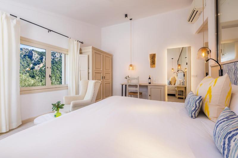 Double Room with Terrace image 1
