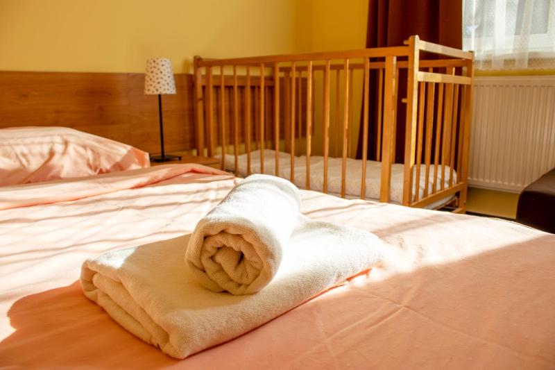 Double or Twin Room image 3