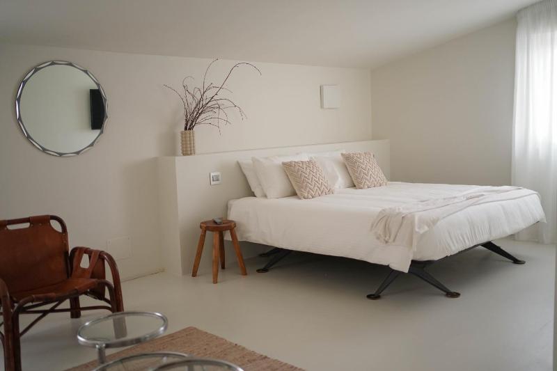 Parisina Design Rooms - image 42