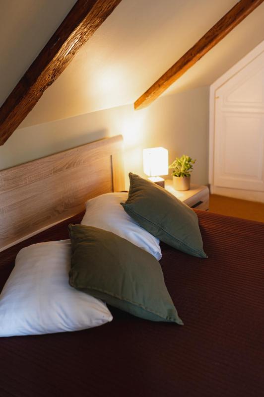 Double Room image 4