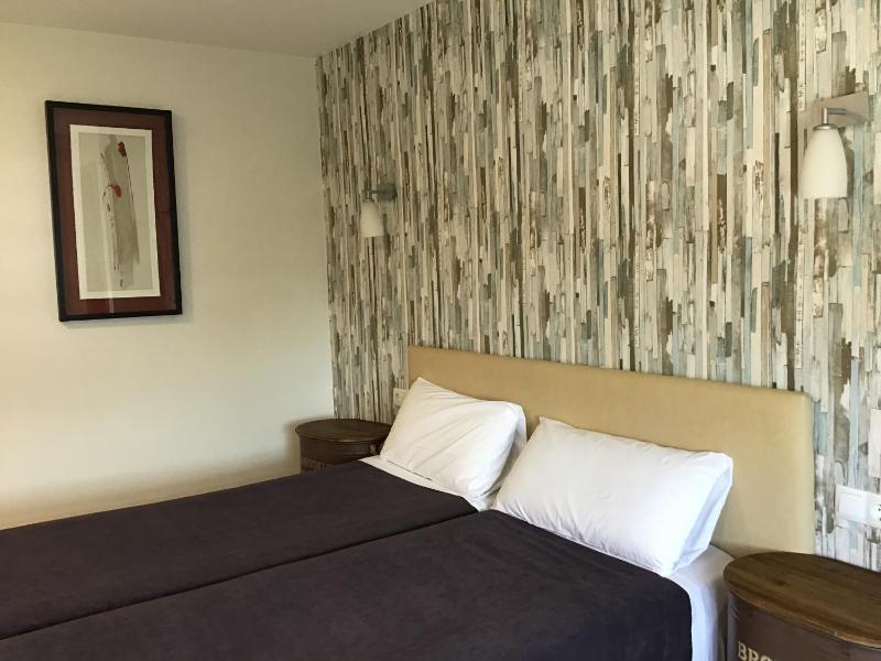 Standard Double Room image 4