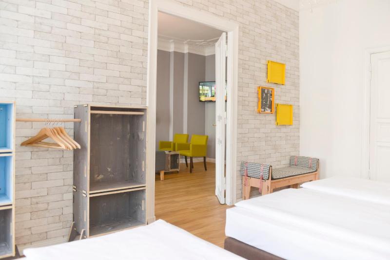 Family Plus Apartment, Schönhauser Allee 5, Berlin - Mitte image 3