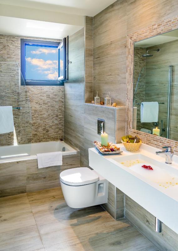 Notos Deluxe Suite  image 4