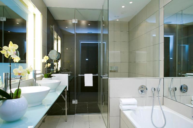 Junior Double Suite image 4