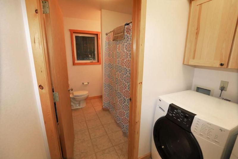 Three-Bedroom Holiday Home  image 3
