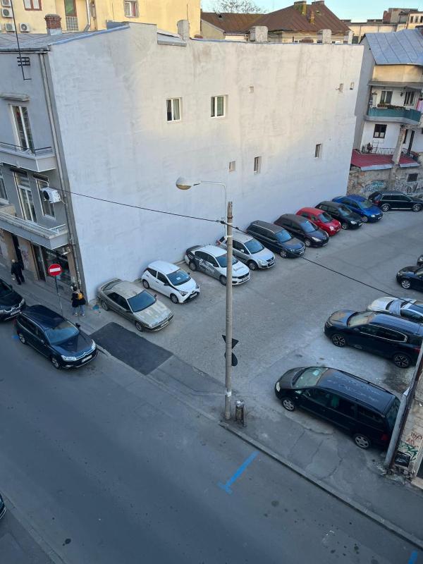 Superior Apartment image 2