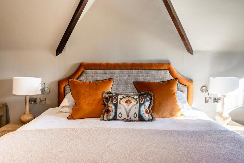 Master Double or Twin Room image 3