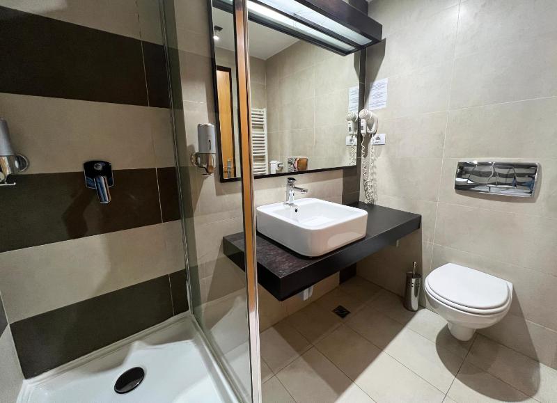 King Room image 1