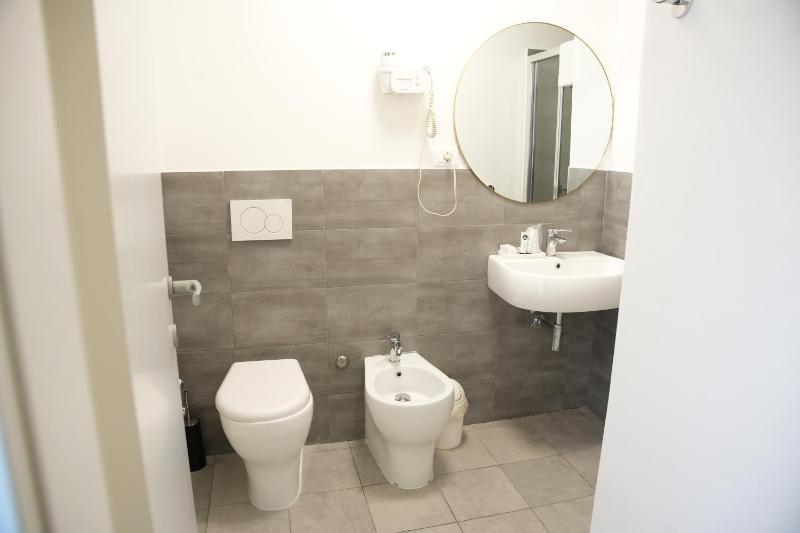 Triple Room image 4