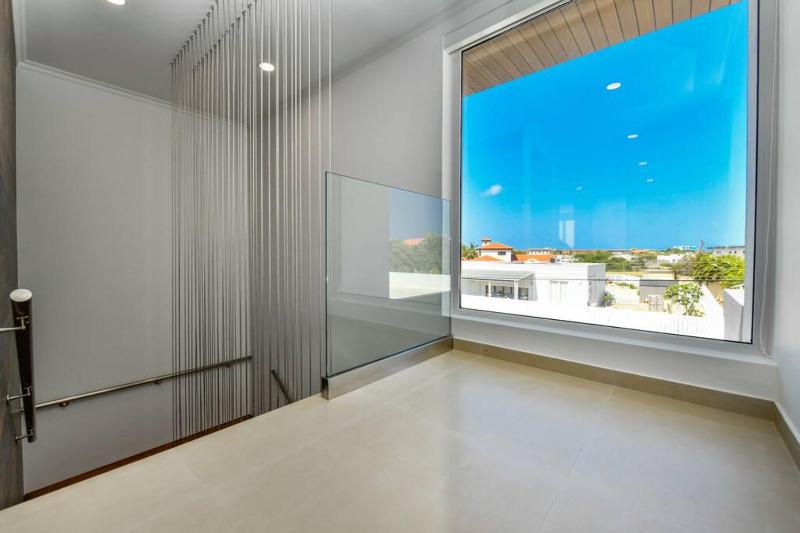 New 5BR 3BA Villa Biba Dushi 3-min EAGLE BEACH - image 16