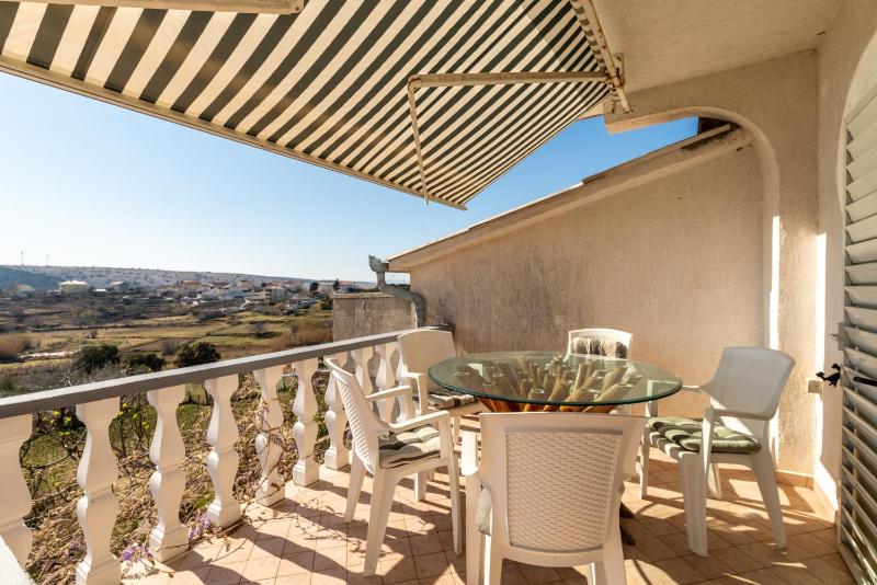 Two-Bedroom Apartment with Terrace image 4