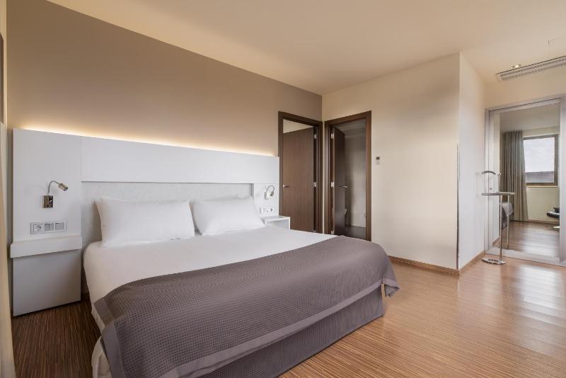 Superior Double Room image 1