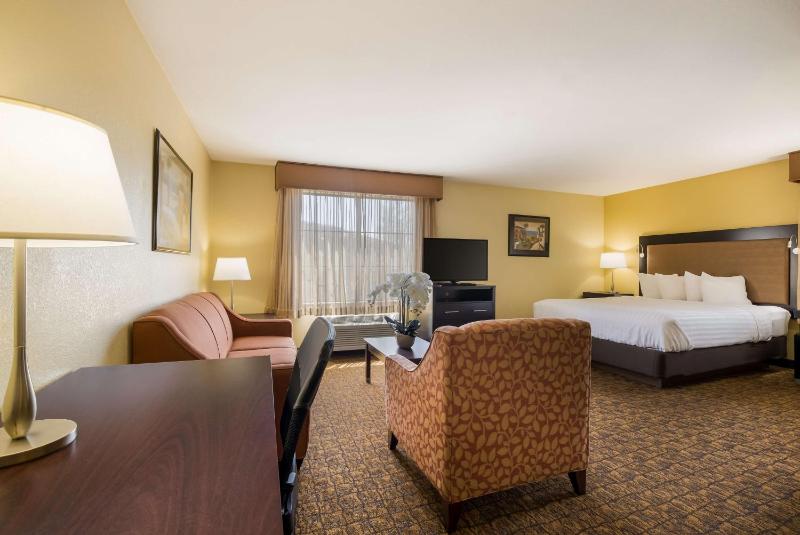 King Room - Non-Smoking image 1